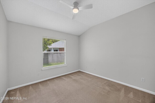 Building Photo - 2480 Ridge Will Dr
