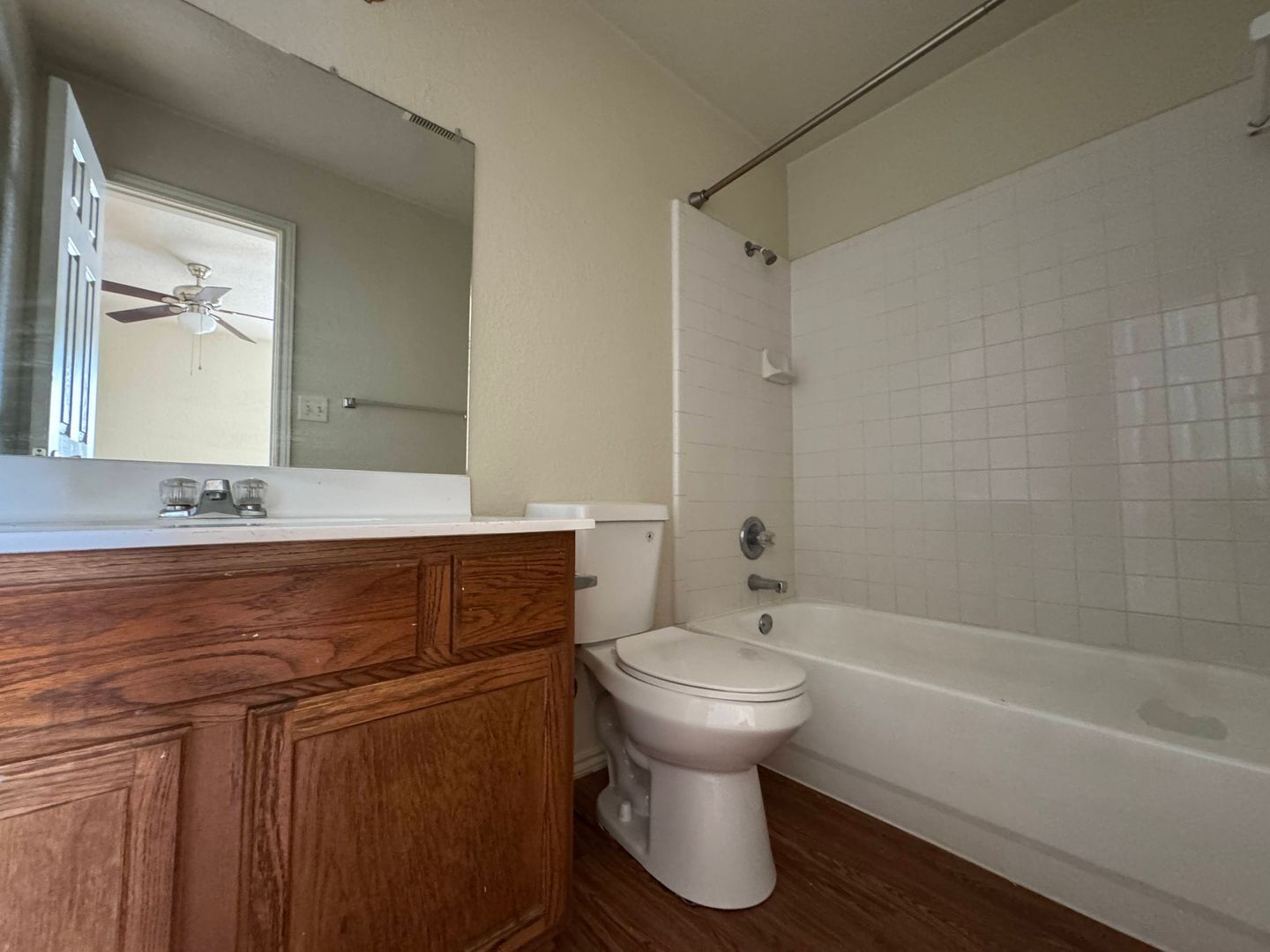 Building Photo - 2808 Cantabrian Dr
