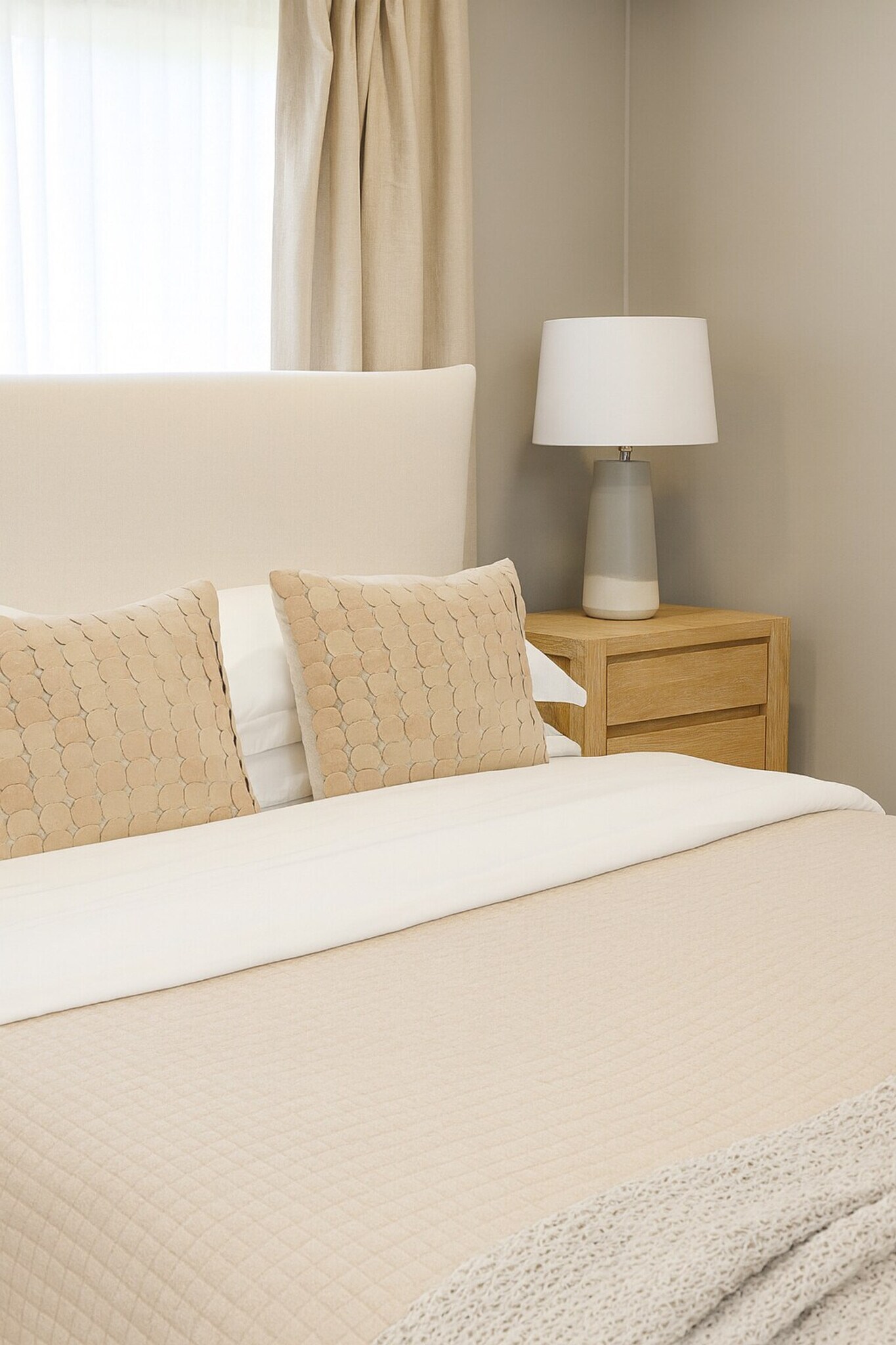 Building Photo - 5870 Cactus Way