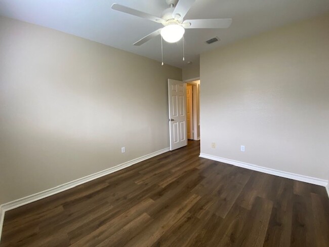 Building Photo - UPDATED AND AFFORDABLE SOUTHSIDE HOME ...W...