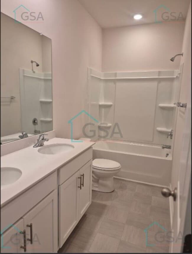 Building Photo - 3 Bedroom 2 Bathroom Greer SC