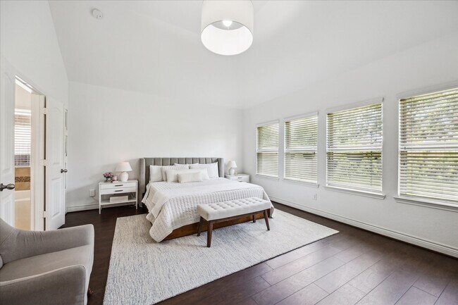 Building Photo - 3323 Emerald Valley Dr