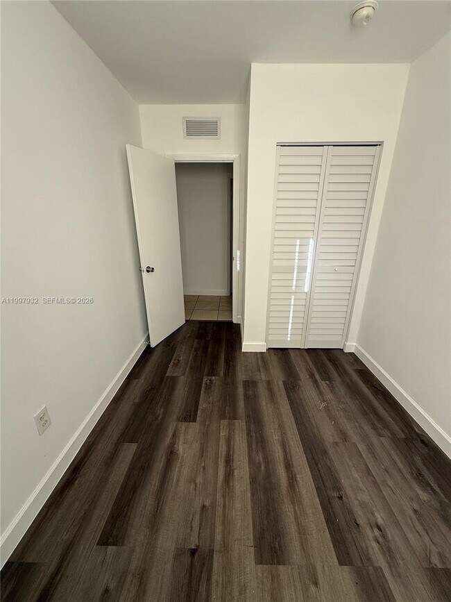 Building Photo - 253 NW 48th St