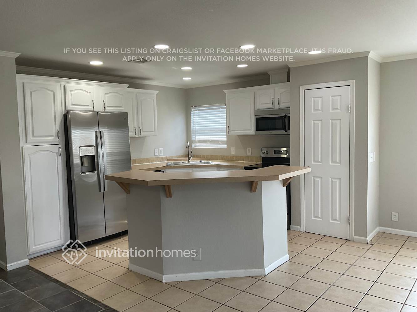 Building Photo - 6133 River Pointe Dr