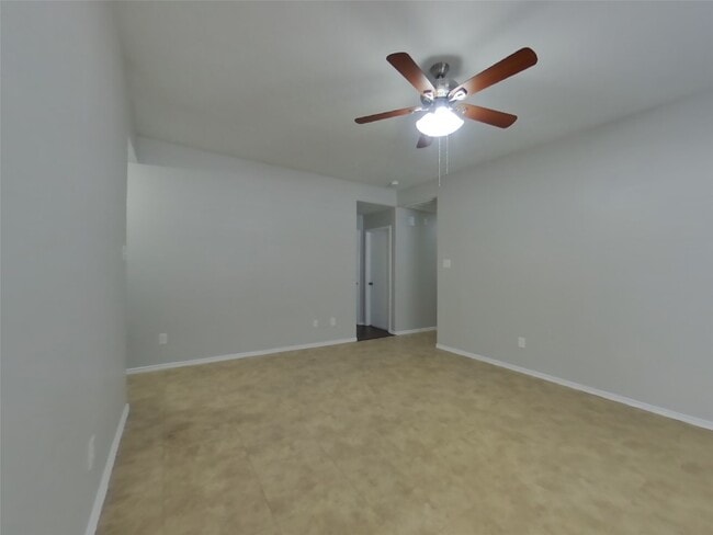 Building Photo - 7214 Winter Song Dr