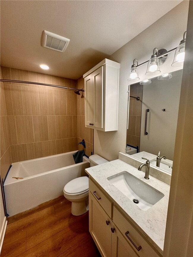 Building Photo - 14911 Dutchmans Dr