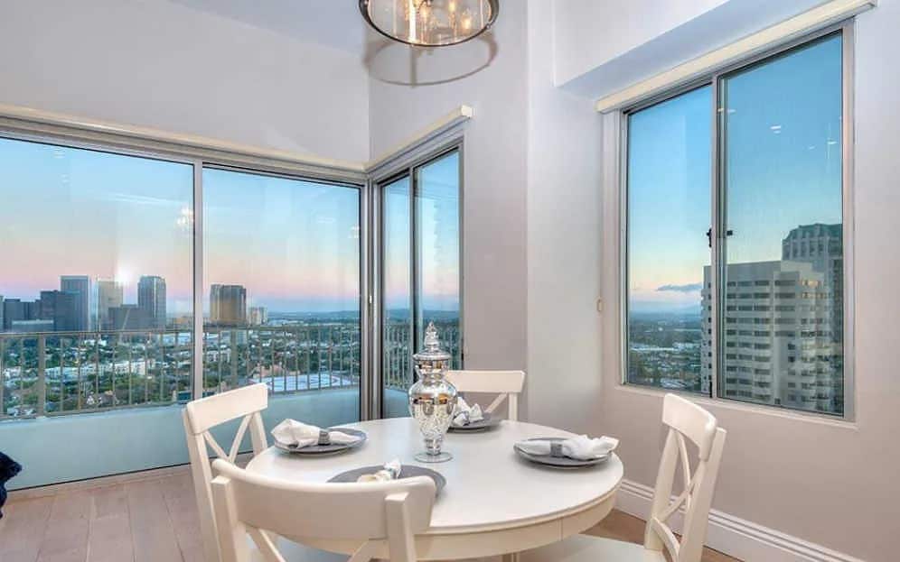 Living / Dining Room - 10501 Wilshire Blvd