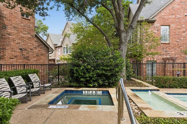 Building Photo - 4147 Towne Green Cir