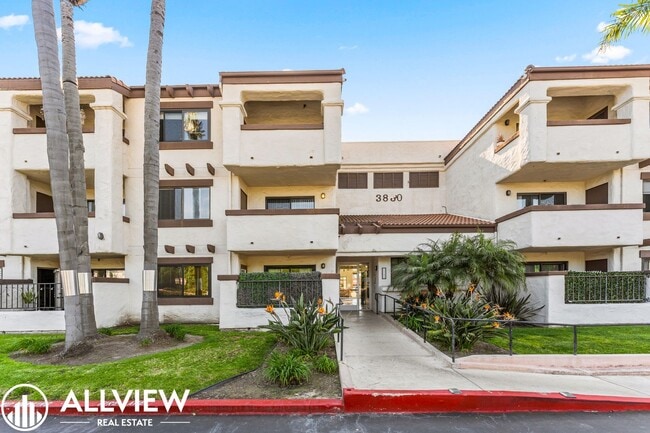 Building Photo - Coastal 1 Bed, 1 Bath Condo Available NOW ...