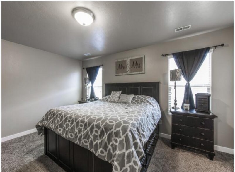 Building Photo - 2668 Cottonwood Dr