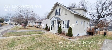 Building Photo - Charming Glendale Home in Kirkwood School ...