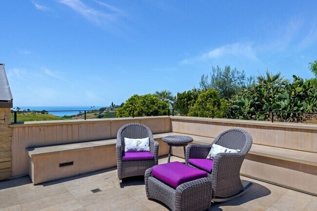 Building Photo - Tuscan Dream Villa in Summerland — Ocean Views, Orchard Serenity, Fully Furnished Retreat