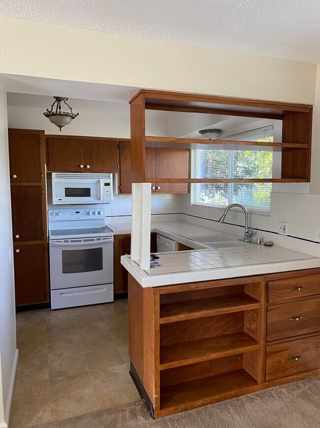 Building Photo - 55 and over located in Leisure Town! Updated home throughout! Beautiful backyard!
