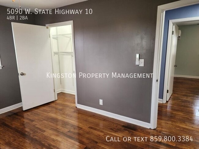 Building Photo - Beautiful 4 Bedroom 2 Bathroom House! 1/2 ...