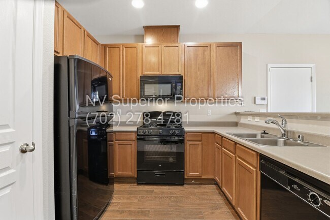 Building Photo - Henderson!!! Community: Cadence!! 4 Bedrooms!!! Bed & Full bath downstairs!! Loft/computer area u...