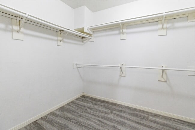 Building Photo - 3930 Teal Run Pl Ct