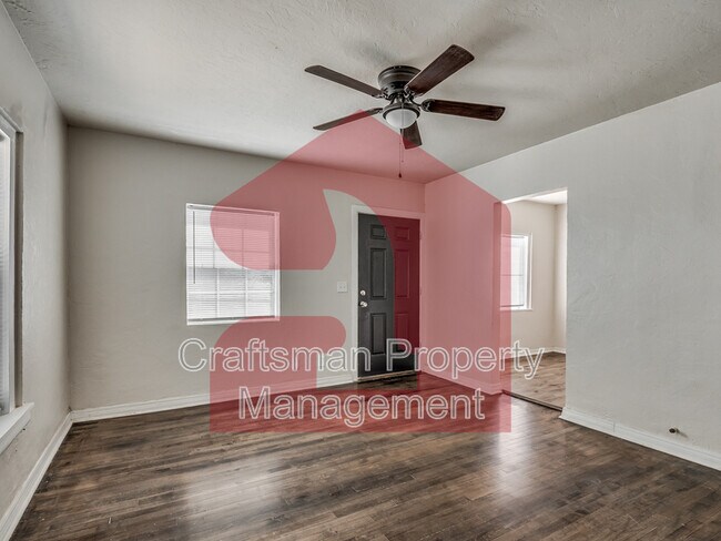 Building Photo - 704 NW 92nd St