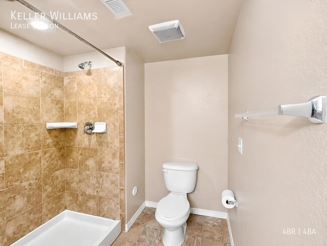 Building Photo - 909 Fire Rock Pl