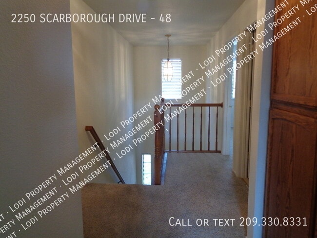 Building Photo - 2250 Scarborough Dr