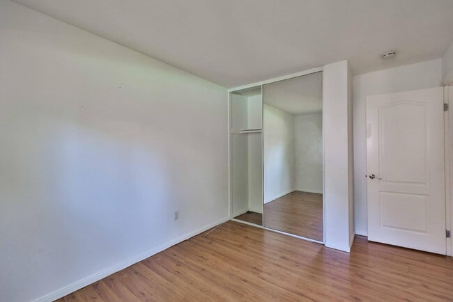 Building Photo - 6333 College Grove Way