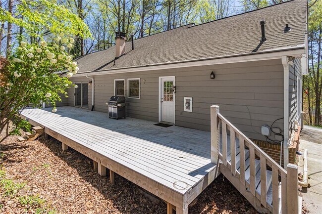 Building Photo - 4571 Huntridge Dr