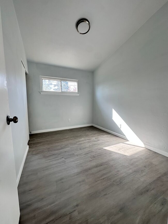 Building Photo - Aragona Village-Single Family Home