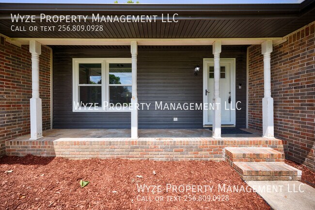 Building Photo - 118 Sweetwater Dr
