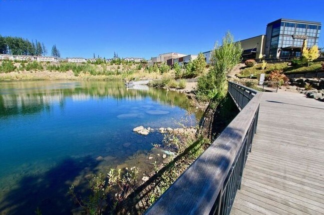 Building Photo - 16075 SW Whistling Swan Ln