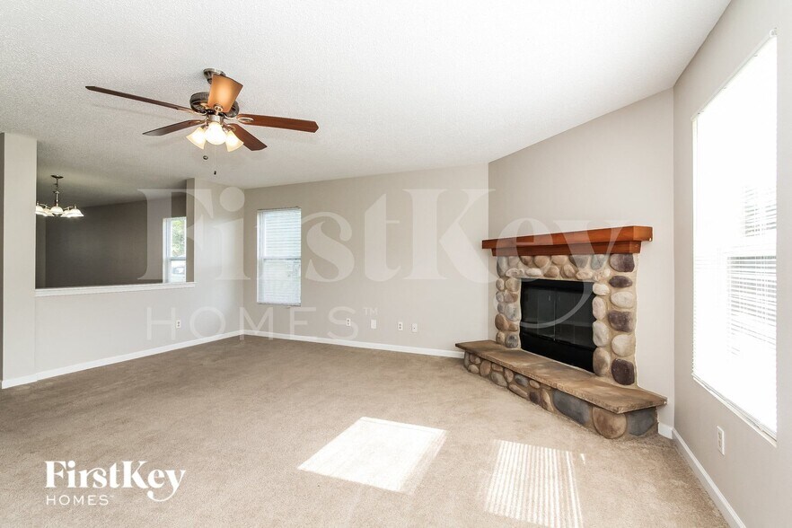 Building Photo - 5512 Hammermill Dr