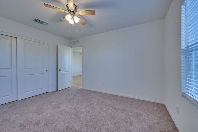 Building Photo - New House!!! Inspirada!!! Across from future Community Pool/Park!!! Tankless water heater!!