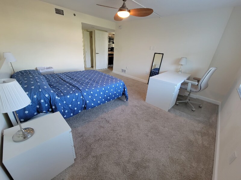 Building Photo - 701 S Madison Ave