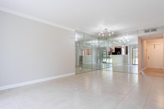 Building Photo - 1272 S Military Trail