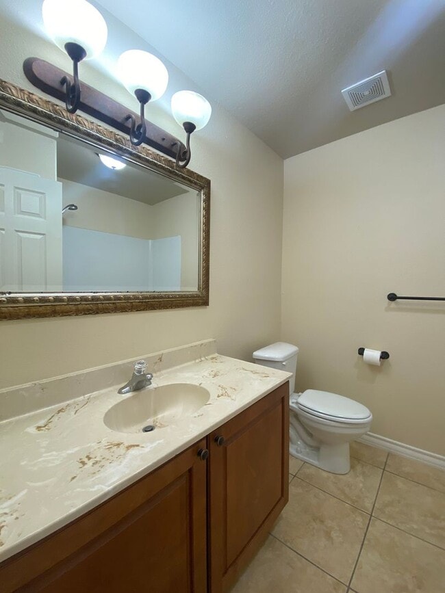 Building Photo - LA JOYA DE LA COSTA, UNIT 202