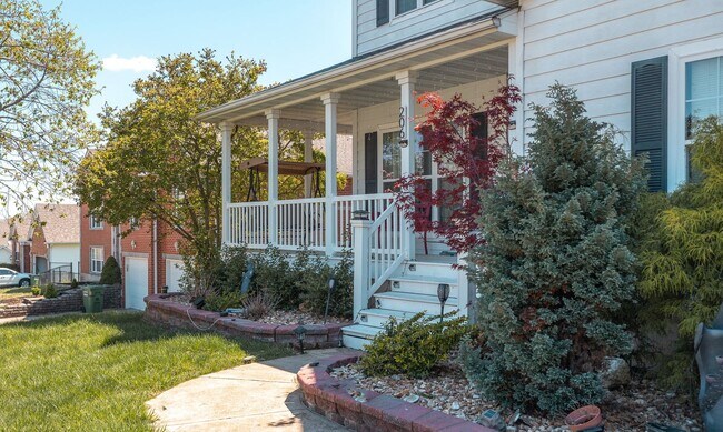 Building Photo - 4Bd/3.5Ba Home Available