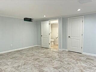 Building Photo - 671 Liberty Pointe Dr