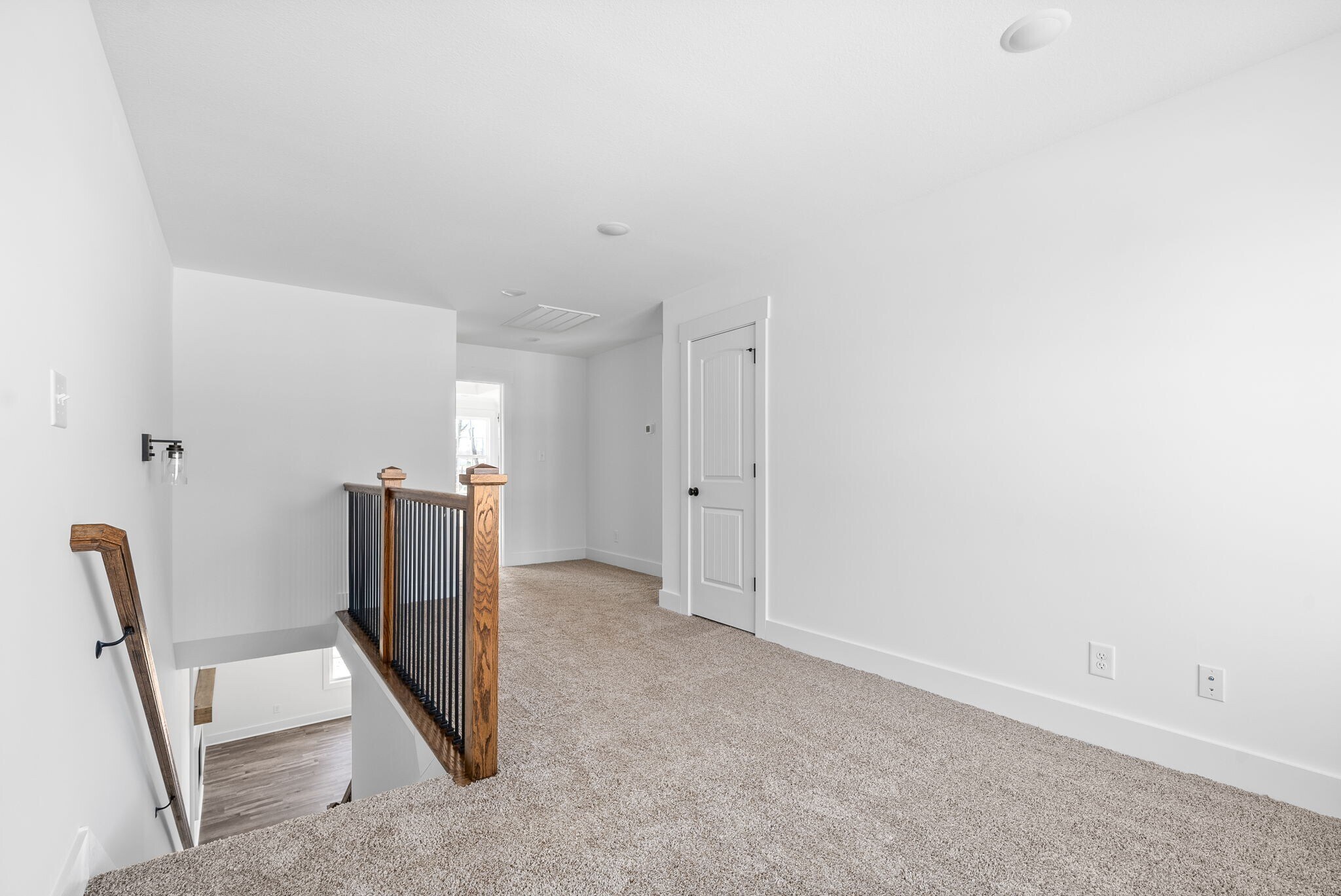 Building Photo - 602 Eva Dr