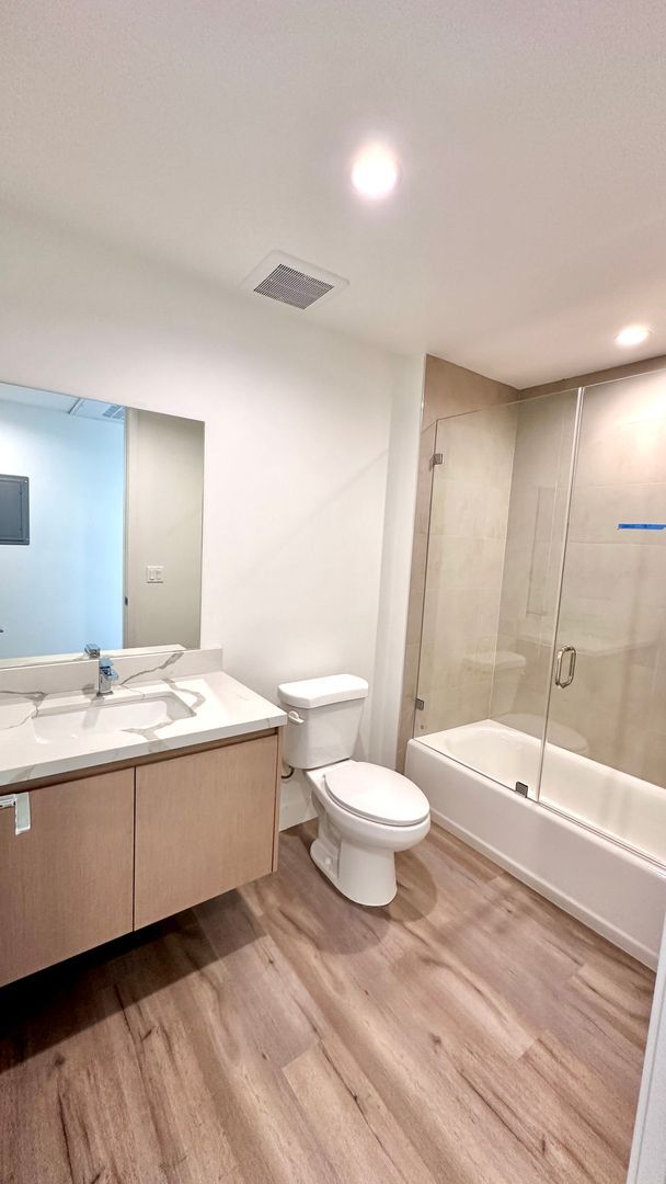 Building Photo - Luxury NoHo Brand New Units!