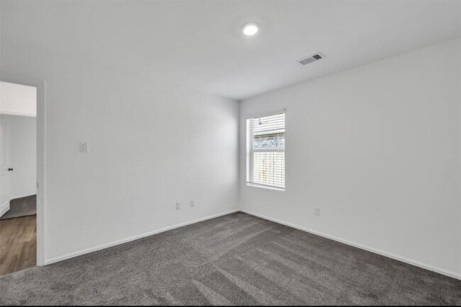 Building Photo - 22643 Malvicino Dr