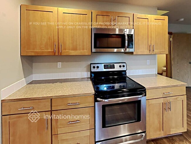 Building Photo - 15472 Chestnut Dr SE