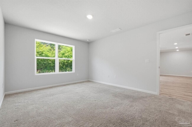 Building Photo - 5367 Peach Dr