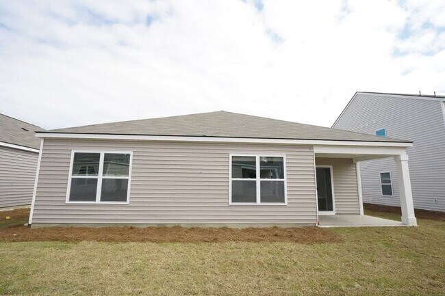 Building Photo - 480 Coconut Dr