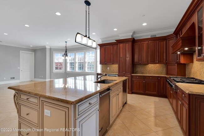 Building Photo - 131 Oval Rd