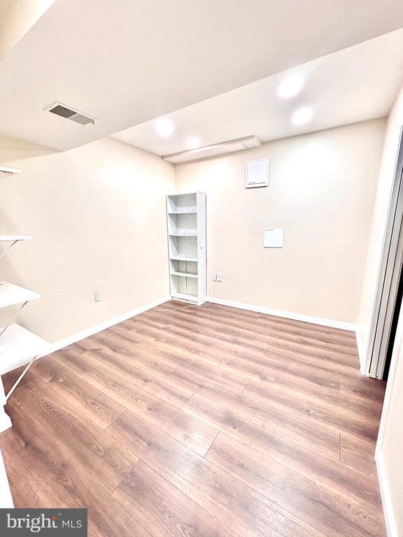 Building Photo - 6226 Hillside Rd