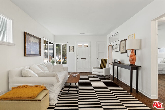 Building Photo - 948 20th St