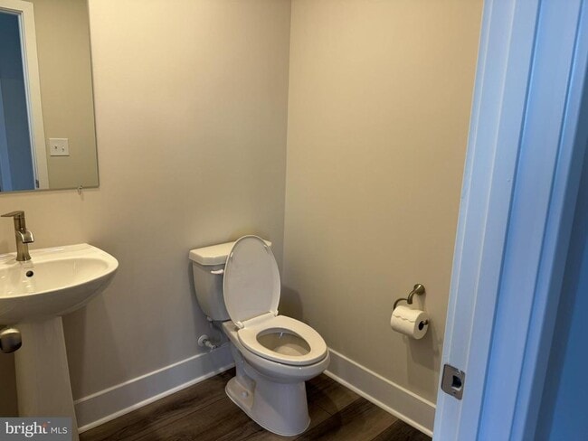 Building Photo - 1809 Parham Wy