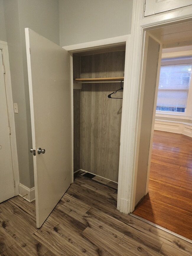 Building Photo - 151 E Philadelphia St