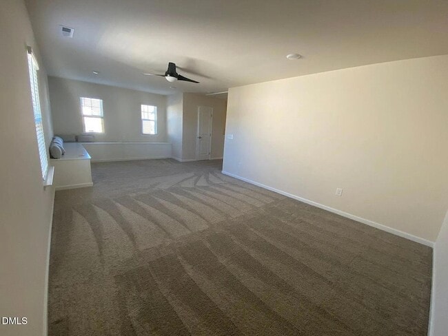 Building Photo - 2124 Fox Chapel Pl