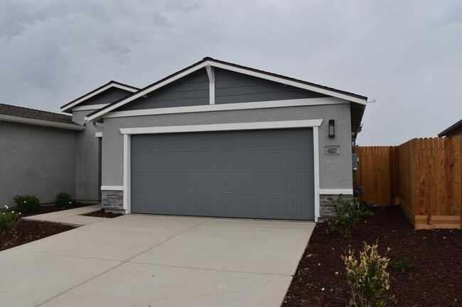 Building Photo - 4527 Isabel Ct