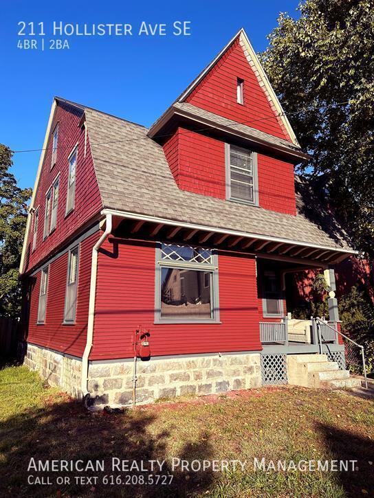Primary Photo - 211 Hollister Ave SE