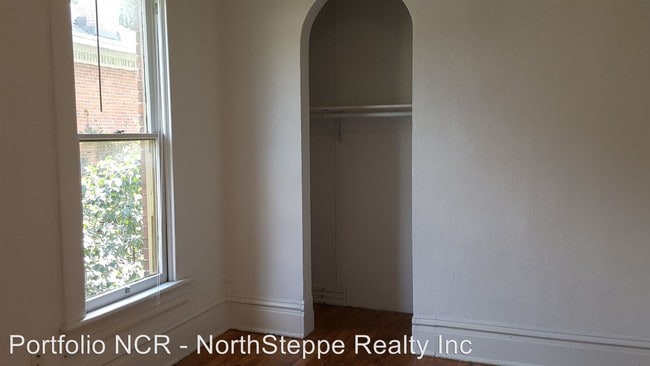 Building Photo - 84-86 W 2nd Ave